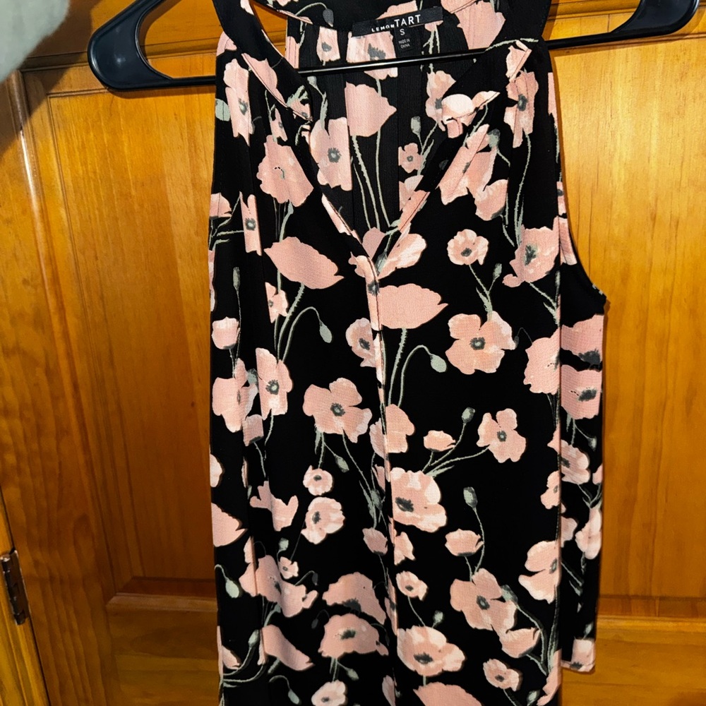 Floral Sleeveless Top